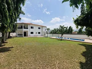 10chbre Appartement dans Villa Duplex Cocody à Vendre