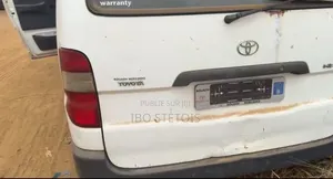 Toyota HiAce 2019 Blanc