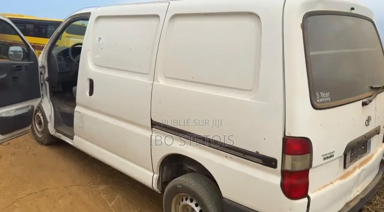 Toyota HiAce 2019 Blanc