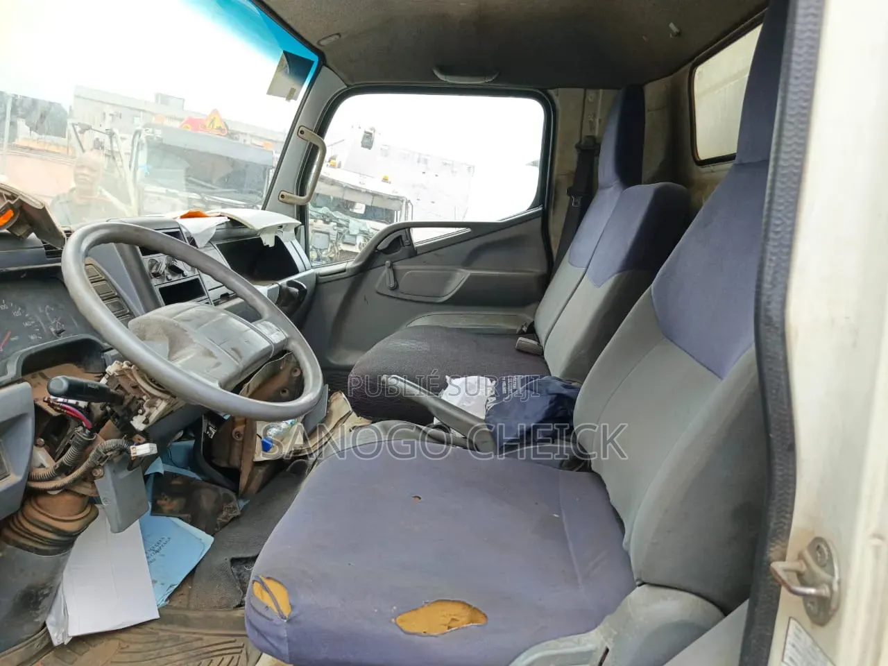 Mitsubishi Canter 2019 Blanc