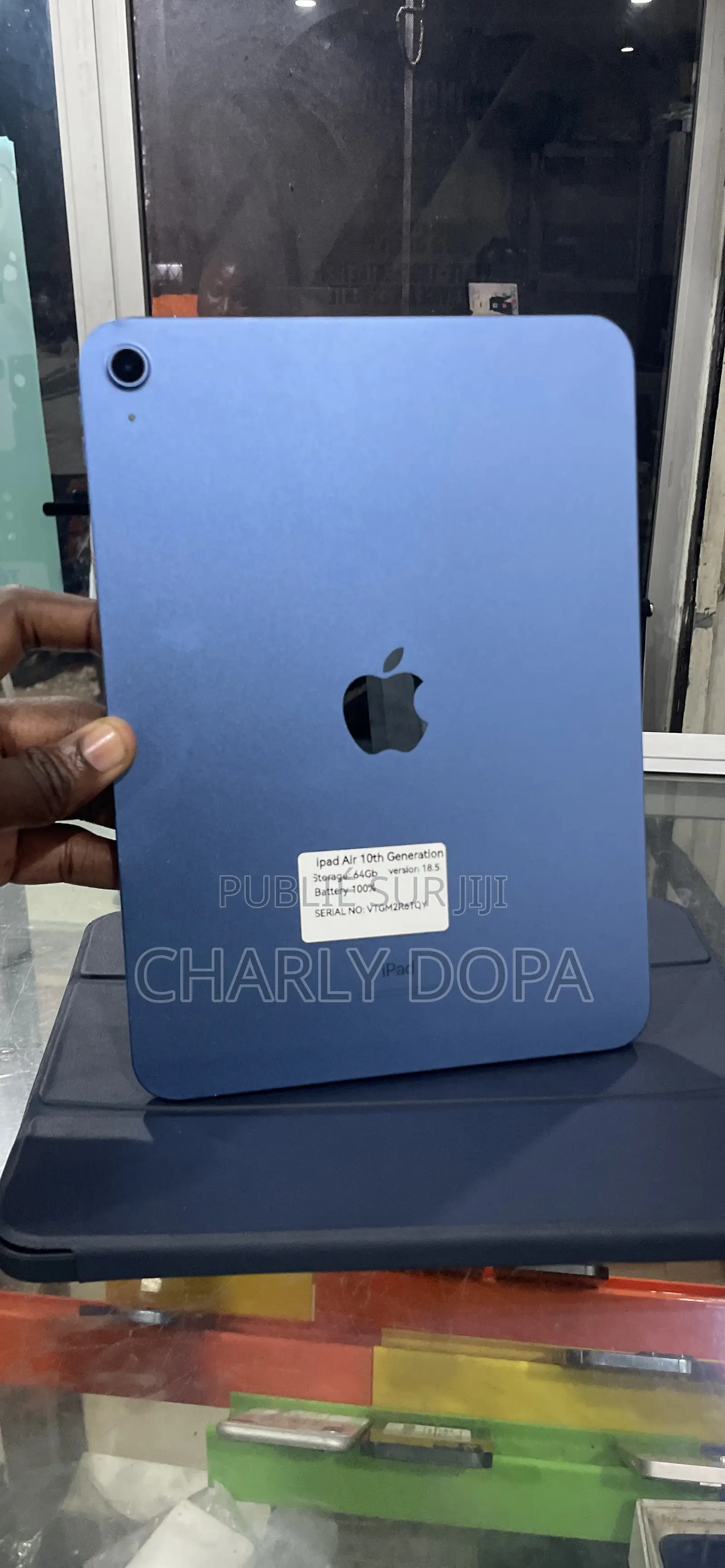 Pomme iPad (2025) 64 GB Bleu