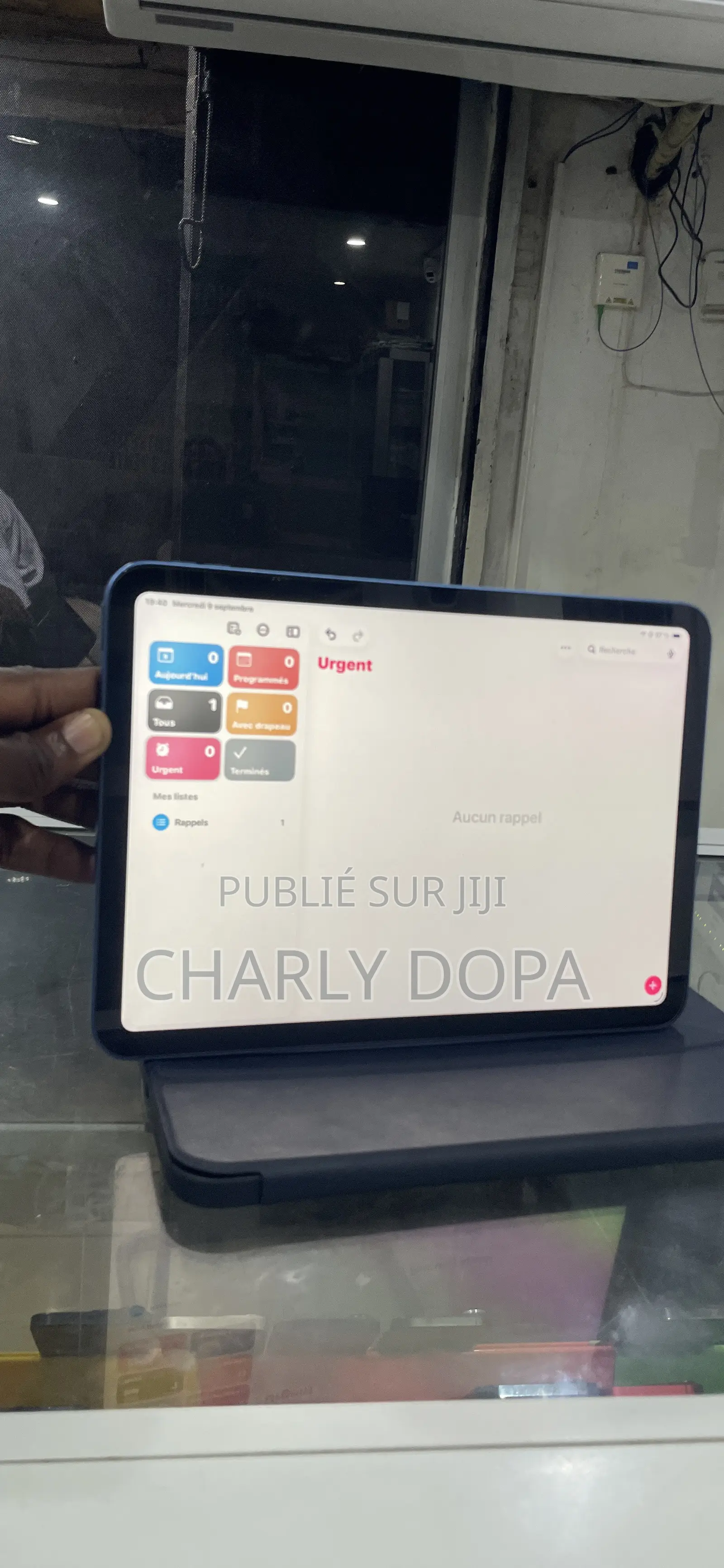 Pomme iPad (2025) 64 GB Bleu