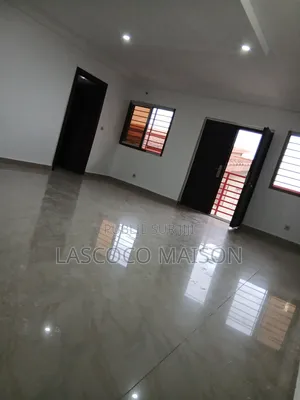 2chbre Appartement dans Lascoco Maison, Cocody à Louer