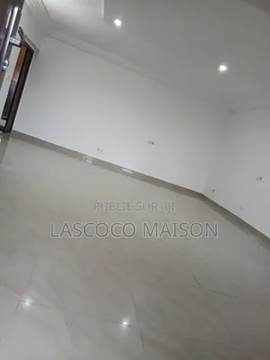 2chbre Appartement dans Lascoco Maison, Cocody à Louer