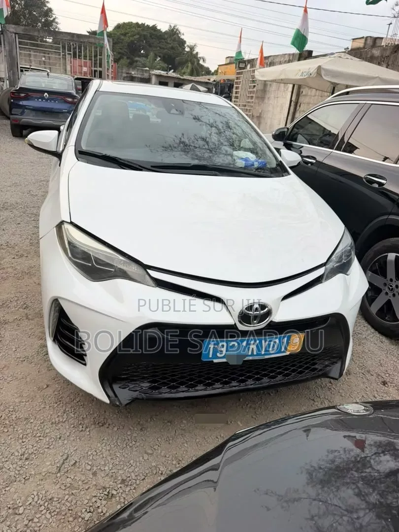 Toyota Corolla APEX SE 2022 Noir