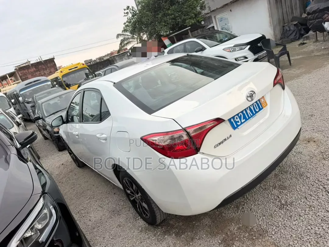 Toyota Corolla APEX SE 2022 Noir