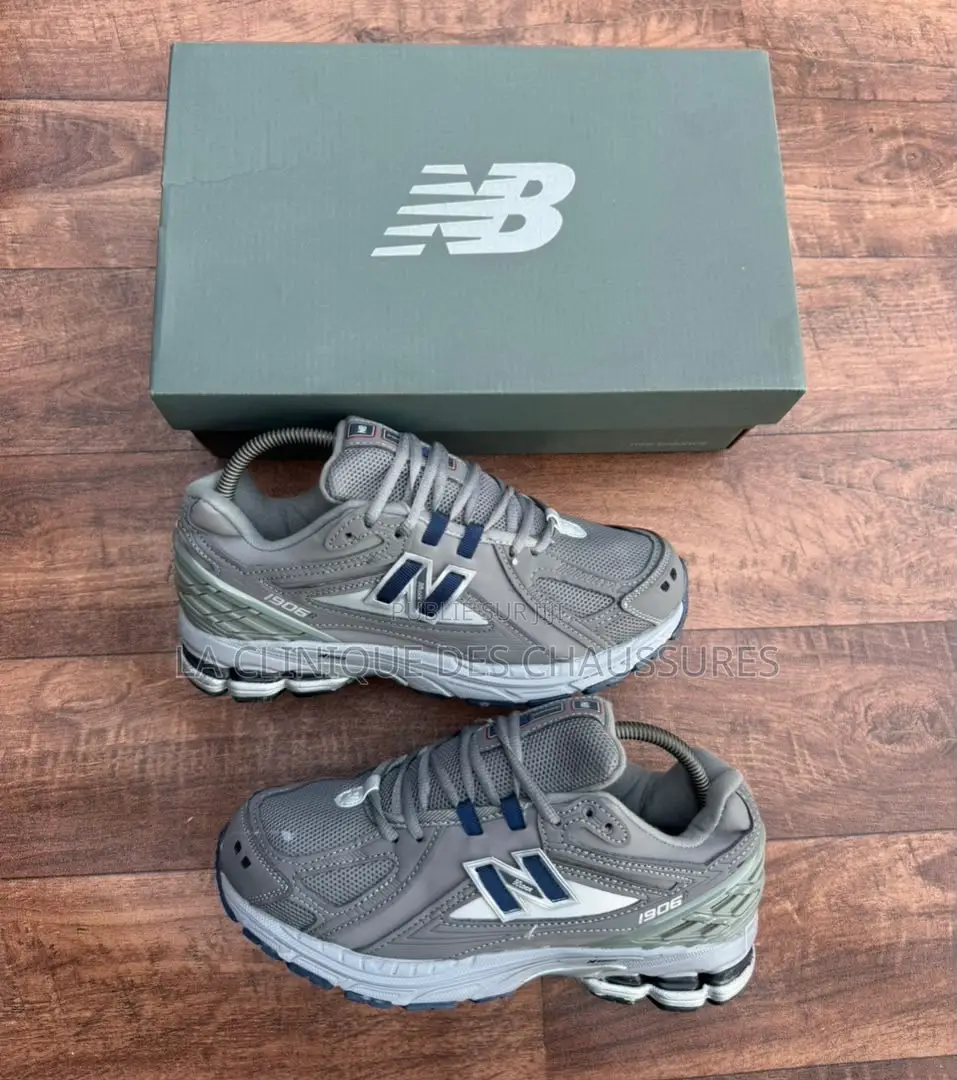 New Balance 1906R