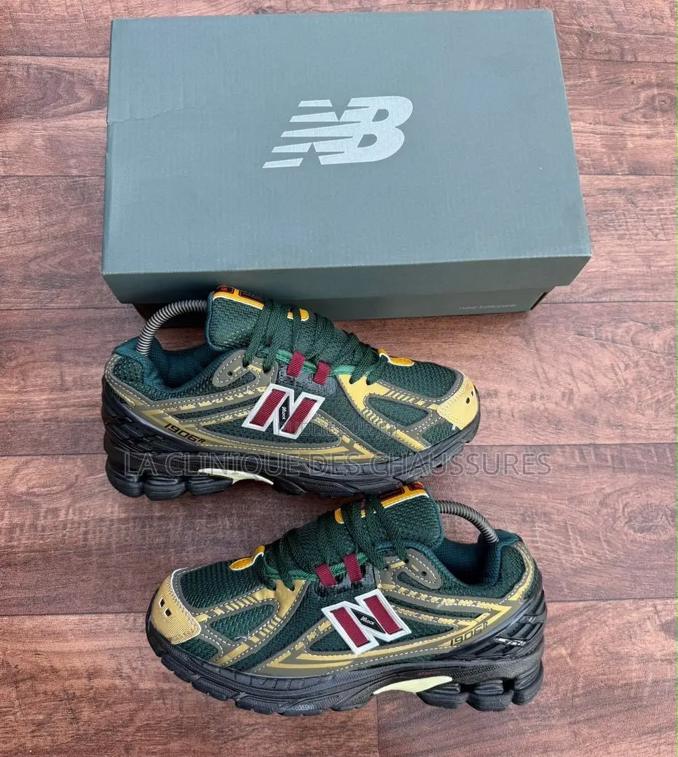 New Balance 1906R