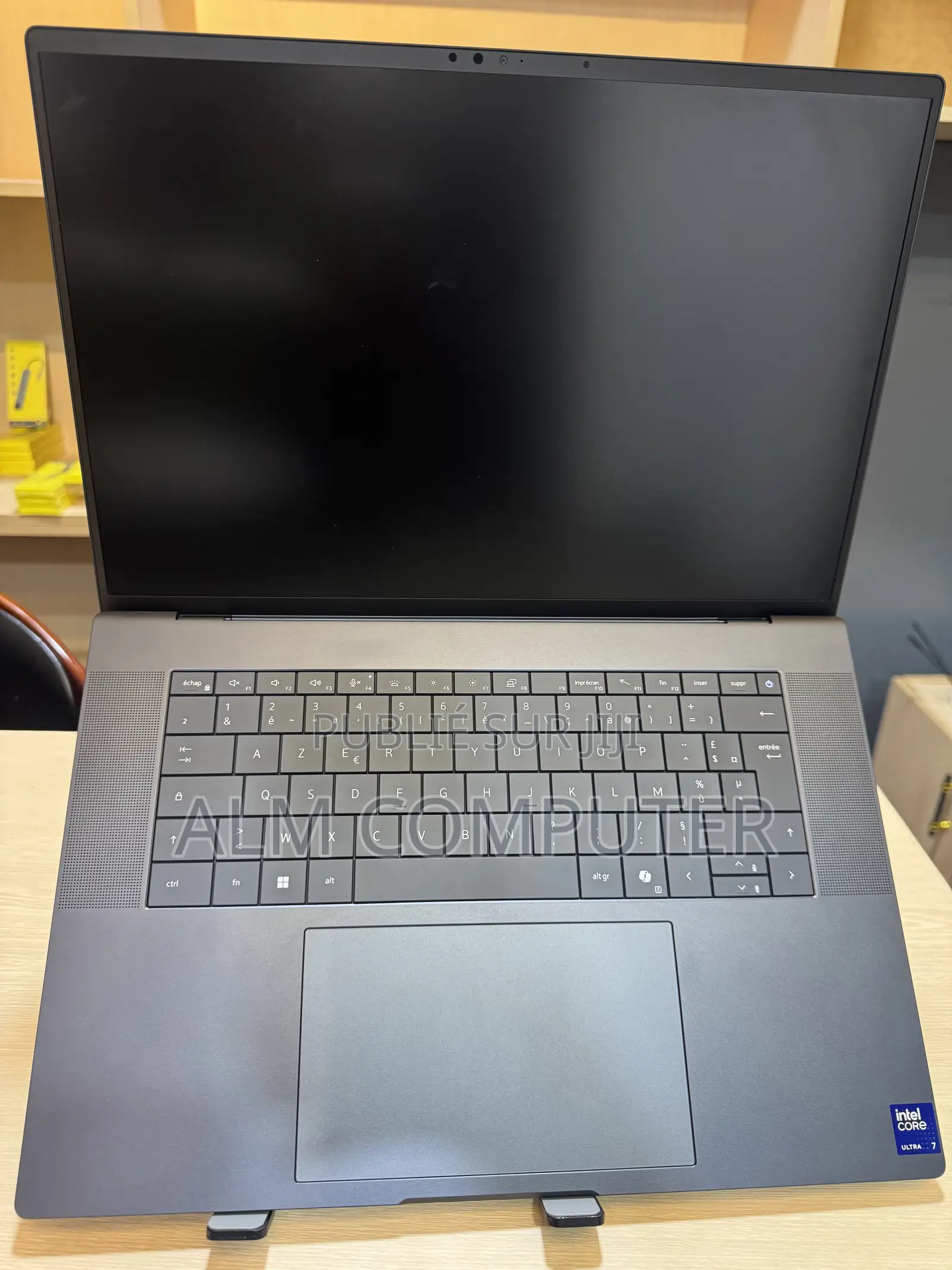Ordinateur portable Dell Pro Max 16 32GB Intel Core Ultra 7 SSD 1T