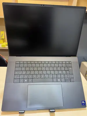 Ordinateur portable Dell Pro Max 16 32GB Intel Core Ultra 7 SSD 1T