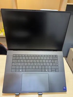 Ordinateur portable Dell Pro Max 16 32GB Intel Core Ultra 7 SSD 1T