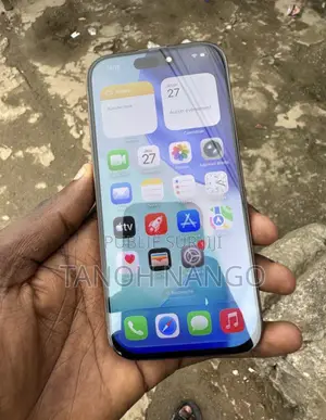 Pomme iPhone 16 Pro 128 GB Doré