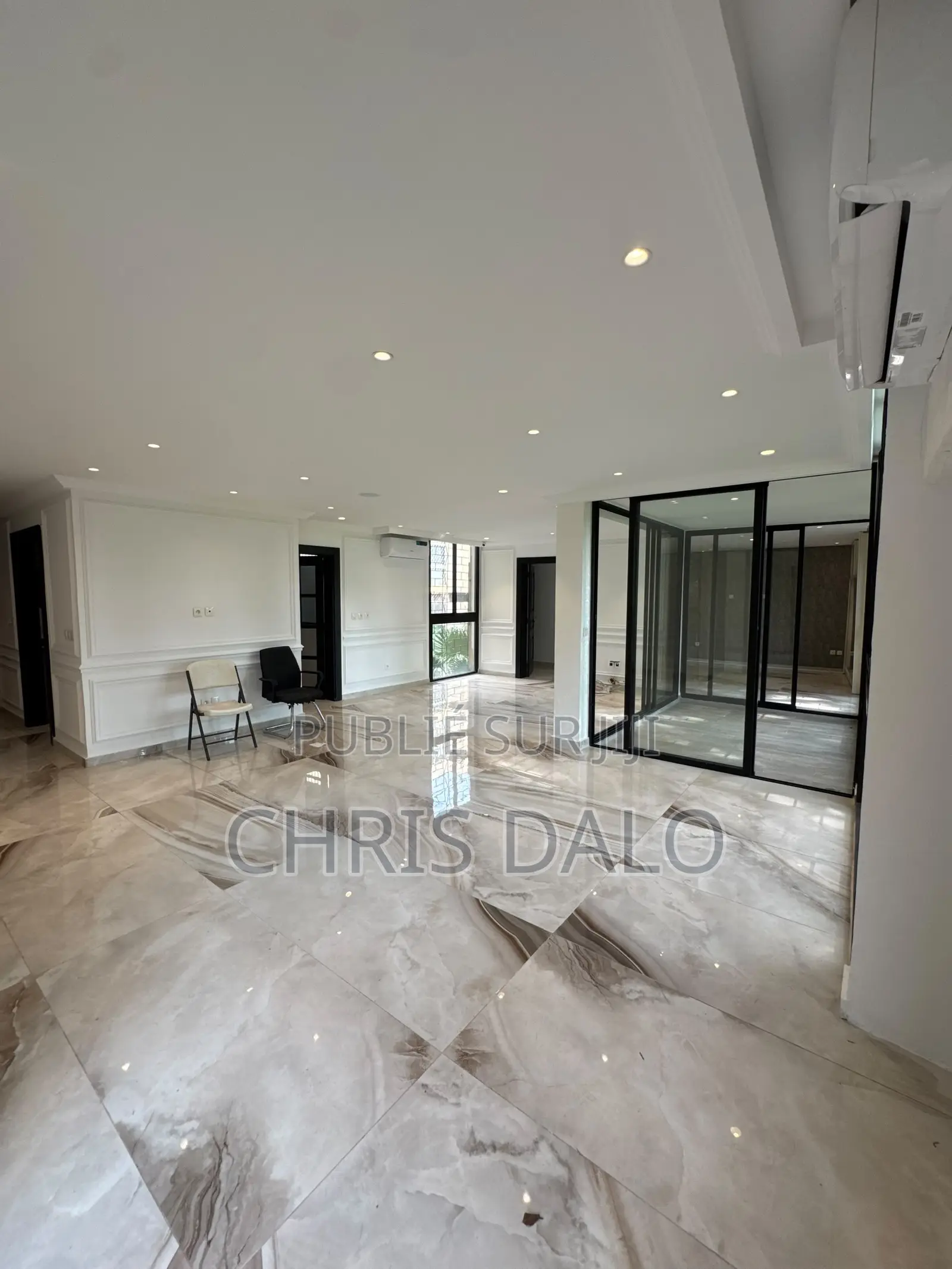 4chbre Appartement dans Roberson, Cocody à Louer