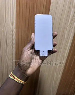 Pomme iPhone 16 Pro 256 GB Doré