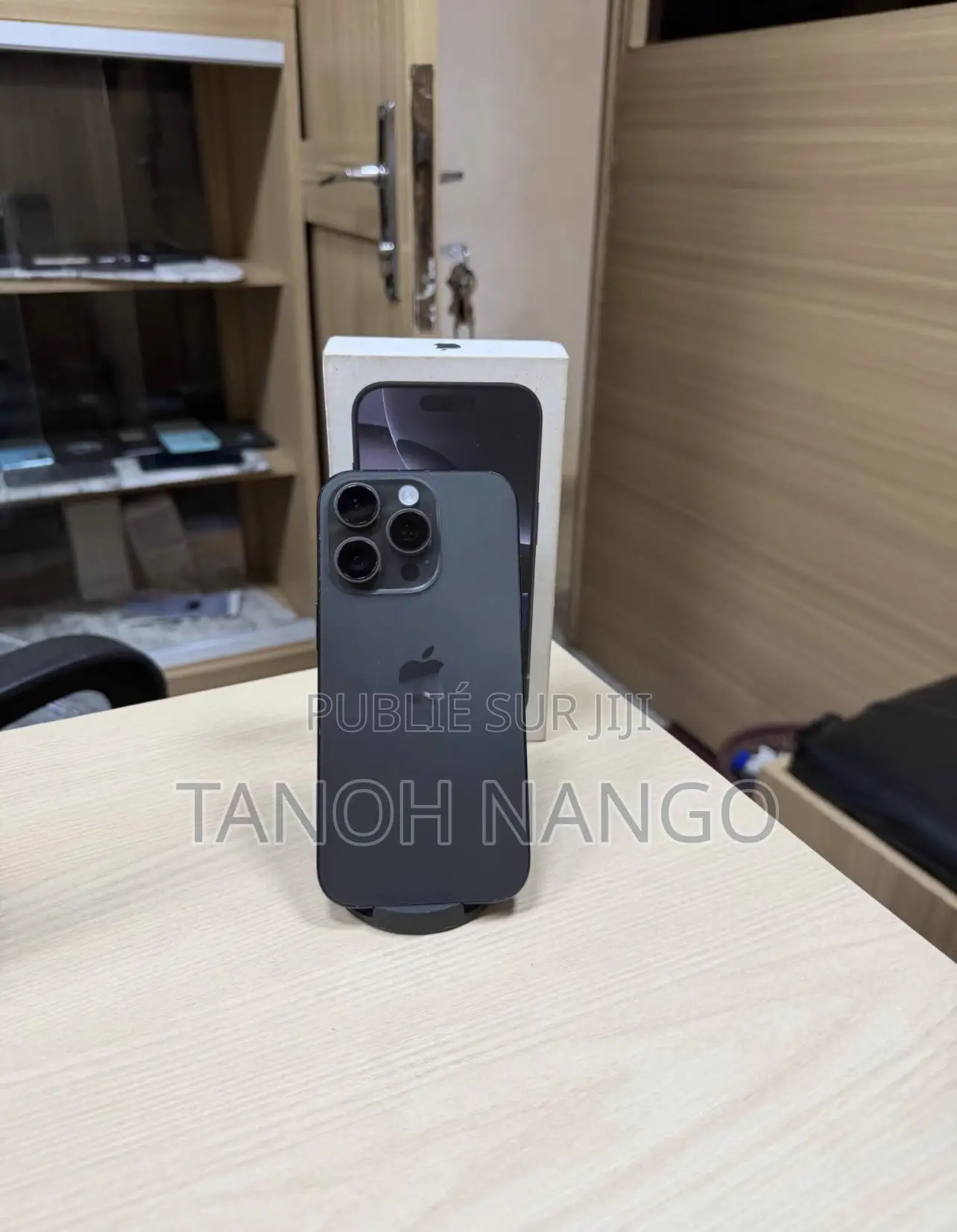 Pomme iPhone 16 Pro 256 GB Noir