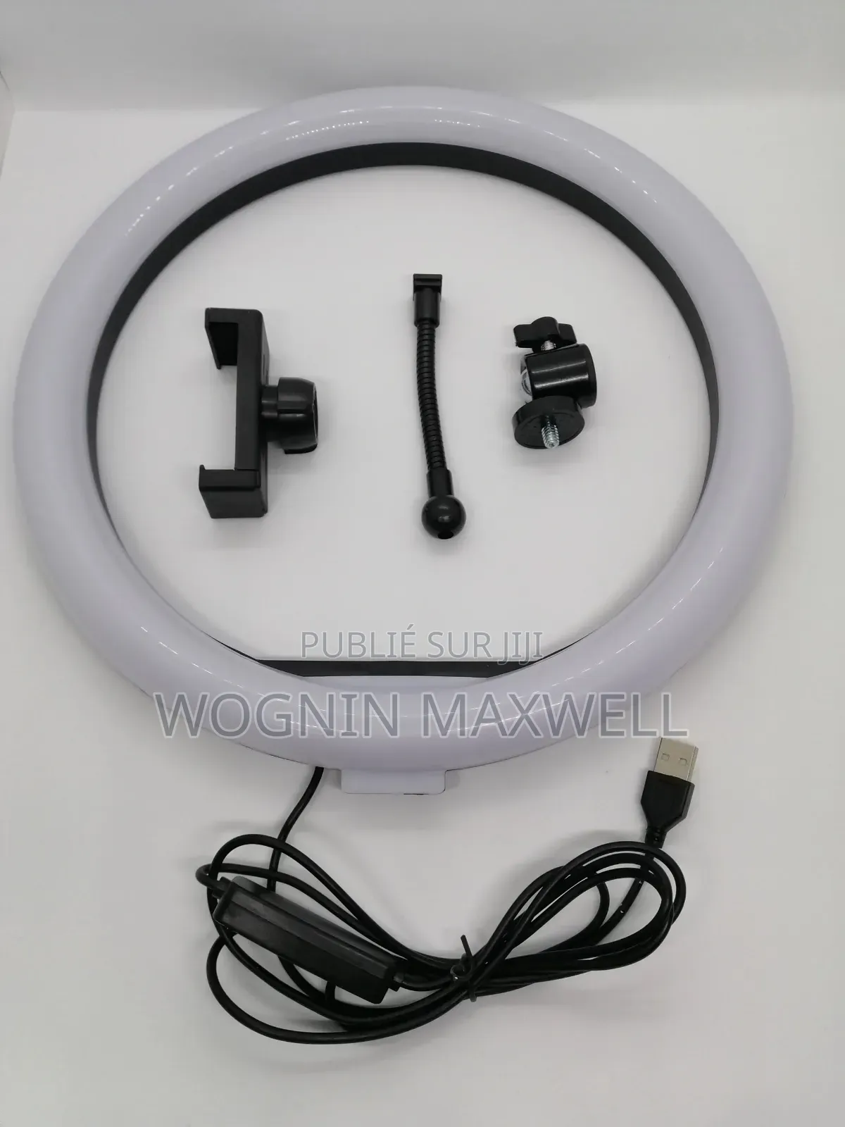 Ring Fill Ligth LED 12(30cm) Avec Trepids