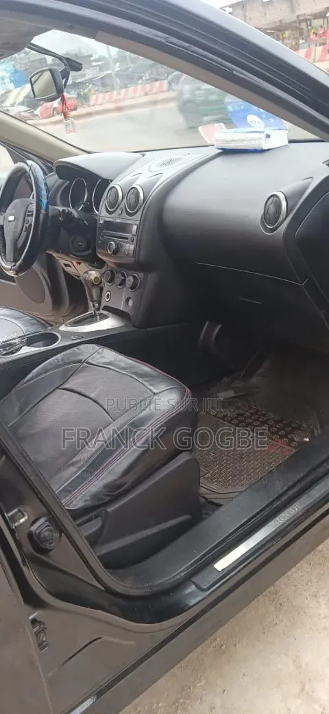 Nissan Rogue S 2010 Noir Mat