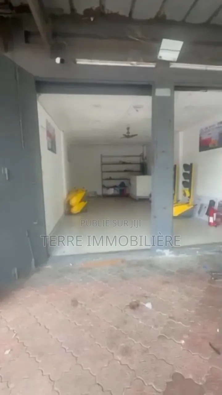 Magasin À Céder