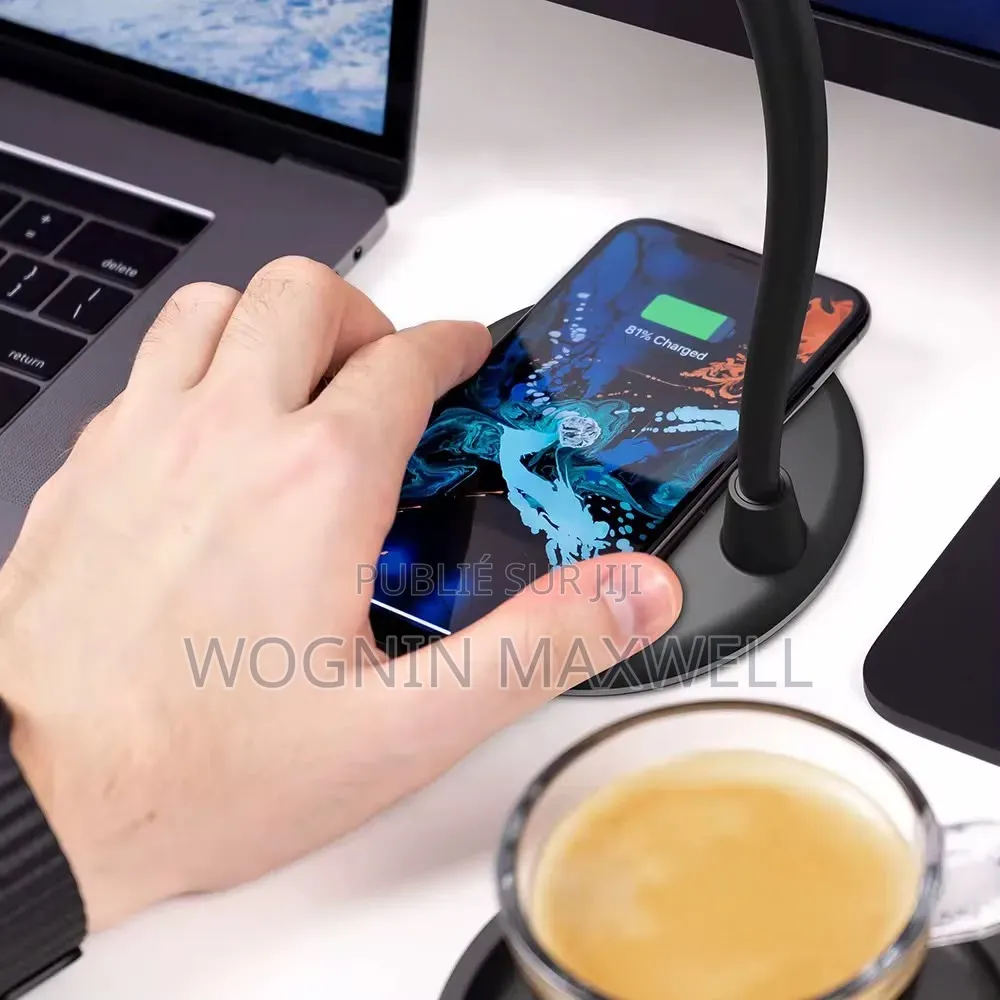 Lampe De Bureau LED Avec Chargeur Sans Fil