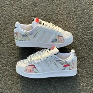 Adidas Superstar