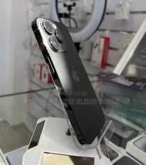 Nouveau Pomme iPhone 14 Pro 256 GB Noir