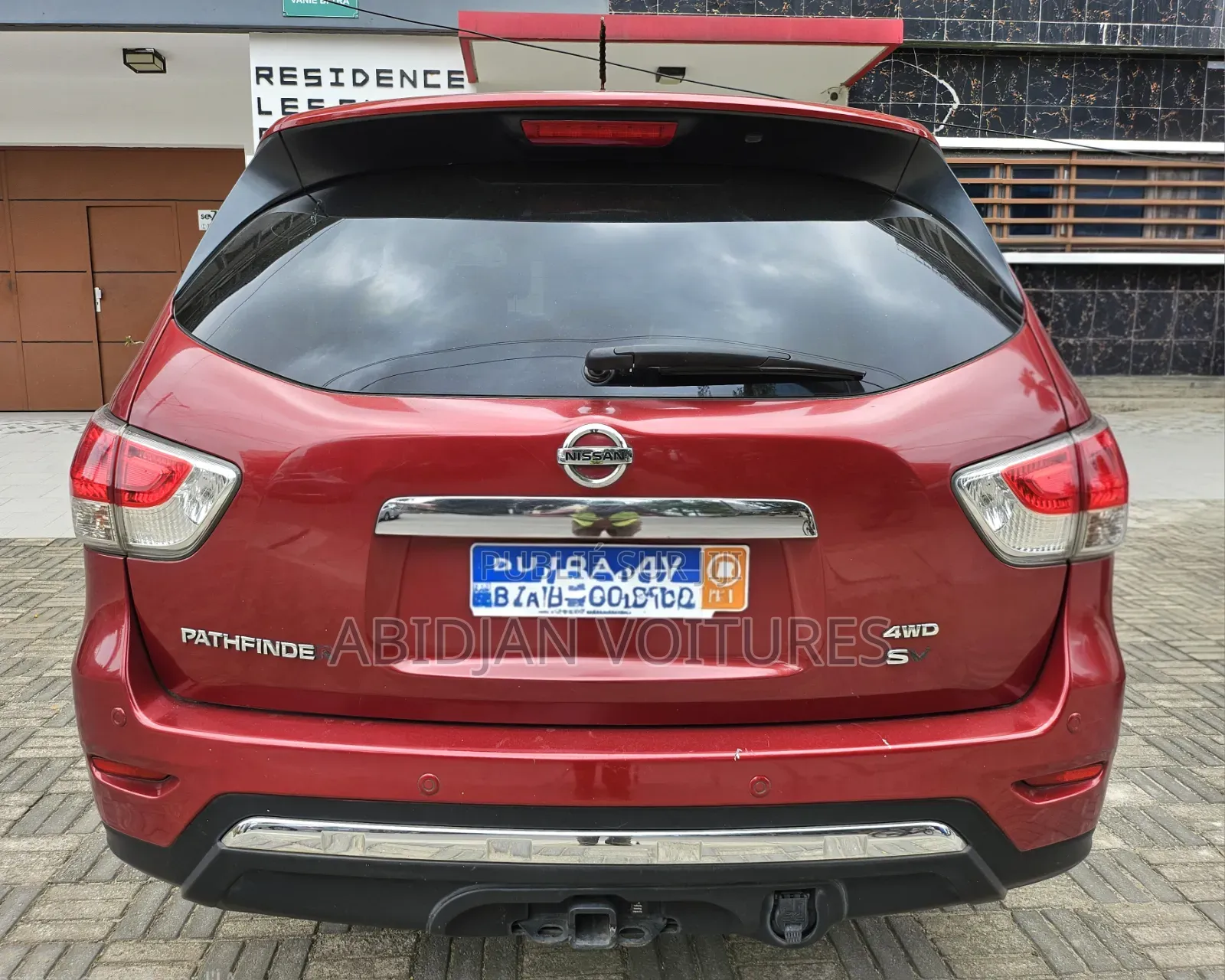 Nissan Pathfinder Platinum 4dr 4x4 (3.5L 6cyl) 2017 Rouge