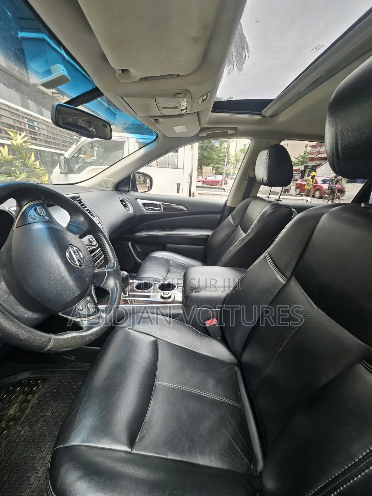 Nissan Pathfinder Platinum 4dr 4x4 (3.5L 6cyl) 2017 Rouge