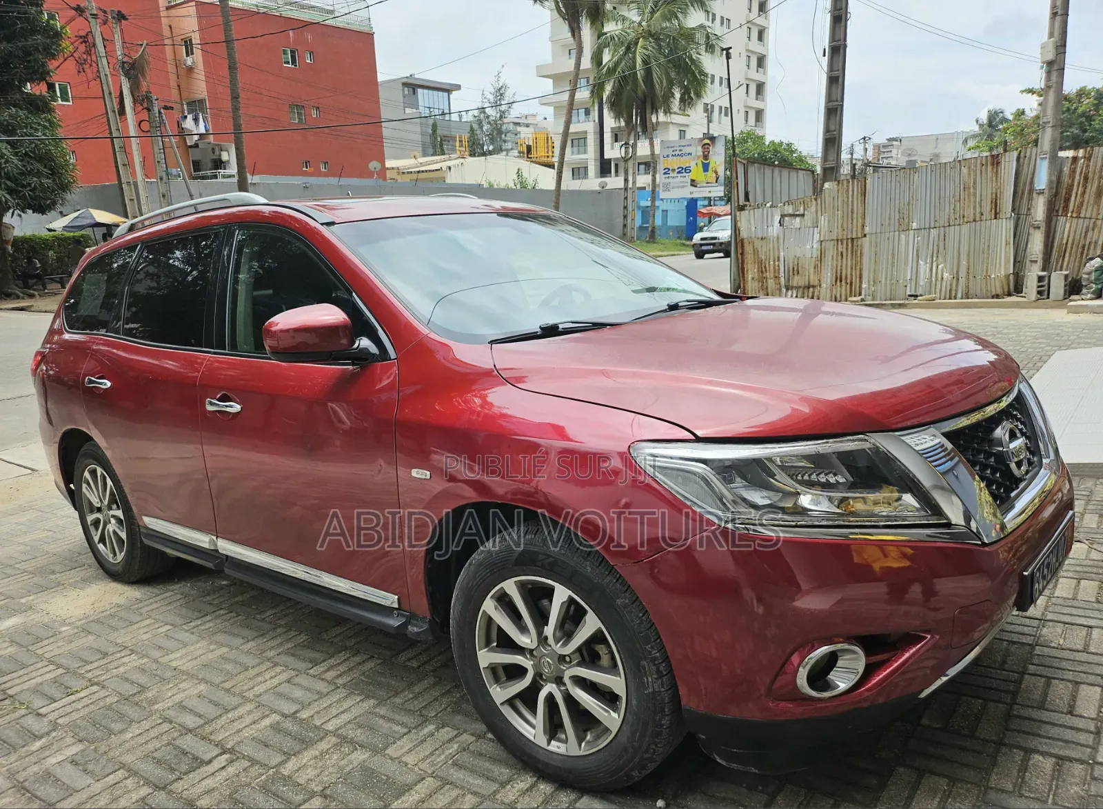 Nissan Pathfinder Platinum 4dr 4x4 (3.5L 6cyl) 2017 Rouge