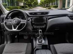 Nissan Rogue Sport 2022 Gris