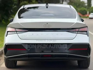 Nouveau Hyundai Elantra 2026 Blanc