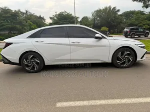 Nouveau Hyundai Elantra 2026 Blanc