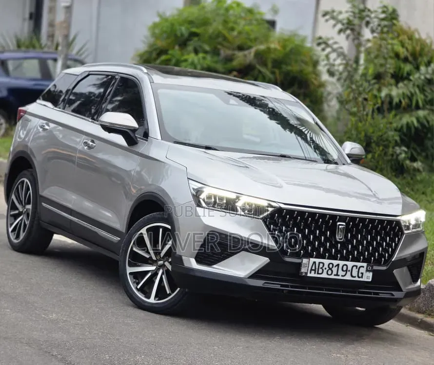 Bestune T77 1.2 FWD 2022 Gris