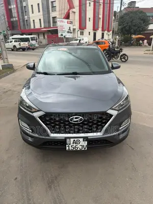 Hyundai Tucson SE 2021 Gris