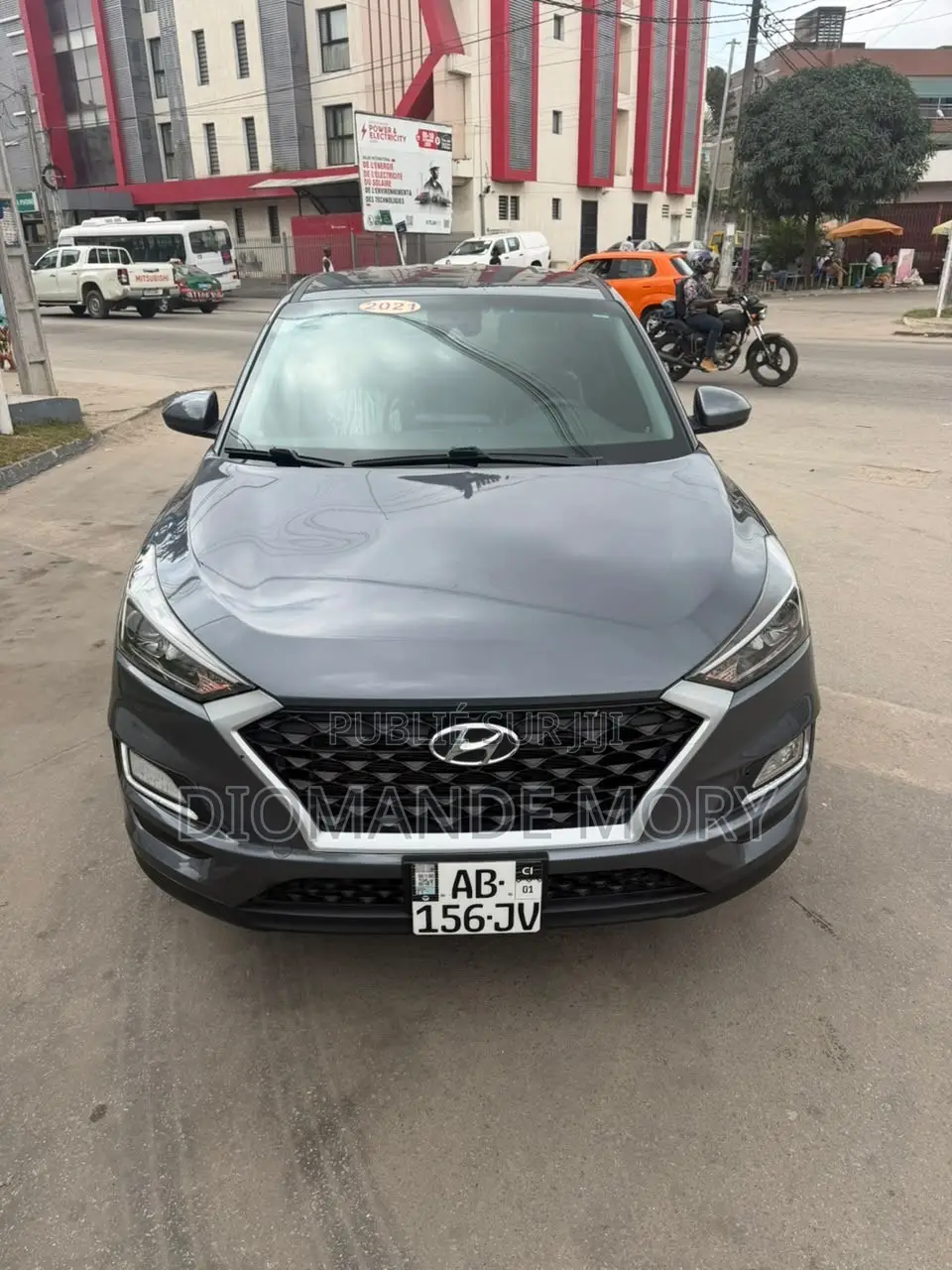 Hyundai Tucson SE 2021 Gris