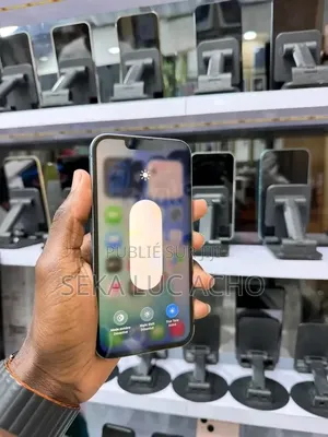 Nouveau Pomme iPhone 14 128 GB Noir