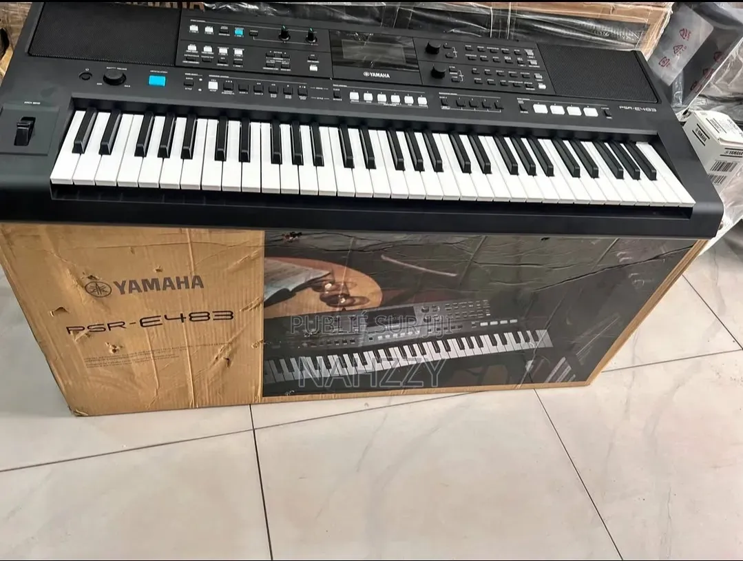 Piano E-483
