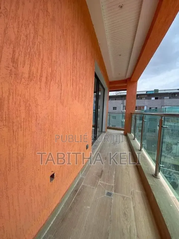 2chbre Appartement dans Cocody à Louer
