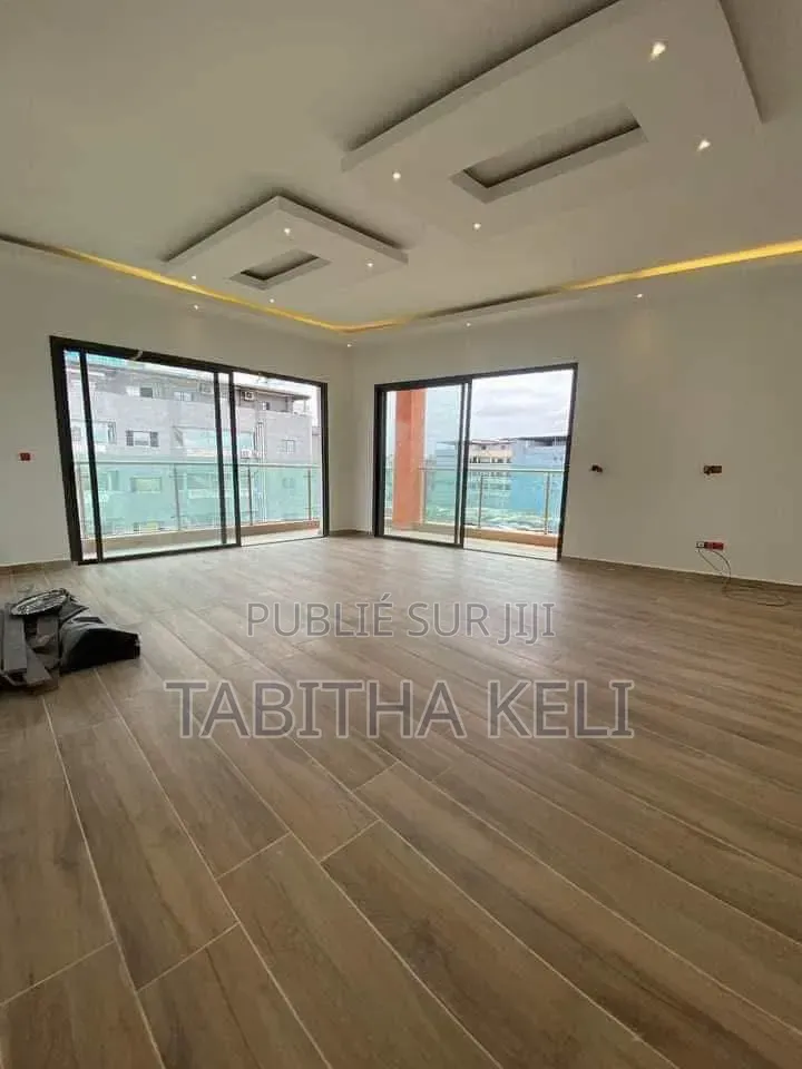 2chbre Appartement dans Cocody à Louer