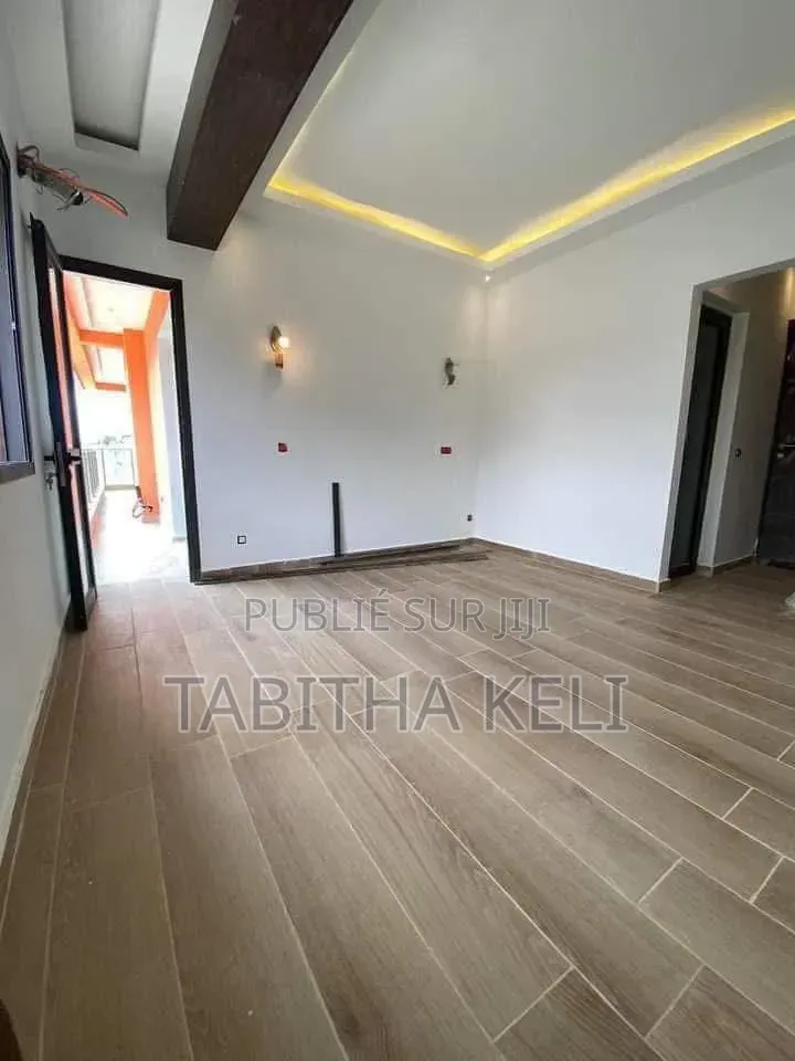 2chbre Appartement dans Cocody à Louer