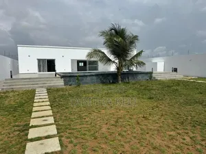4chbre Villa dans Cocody à Louer