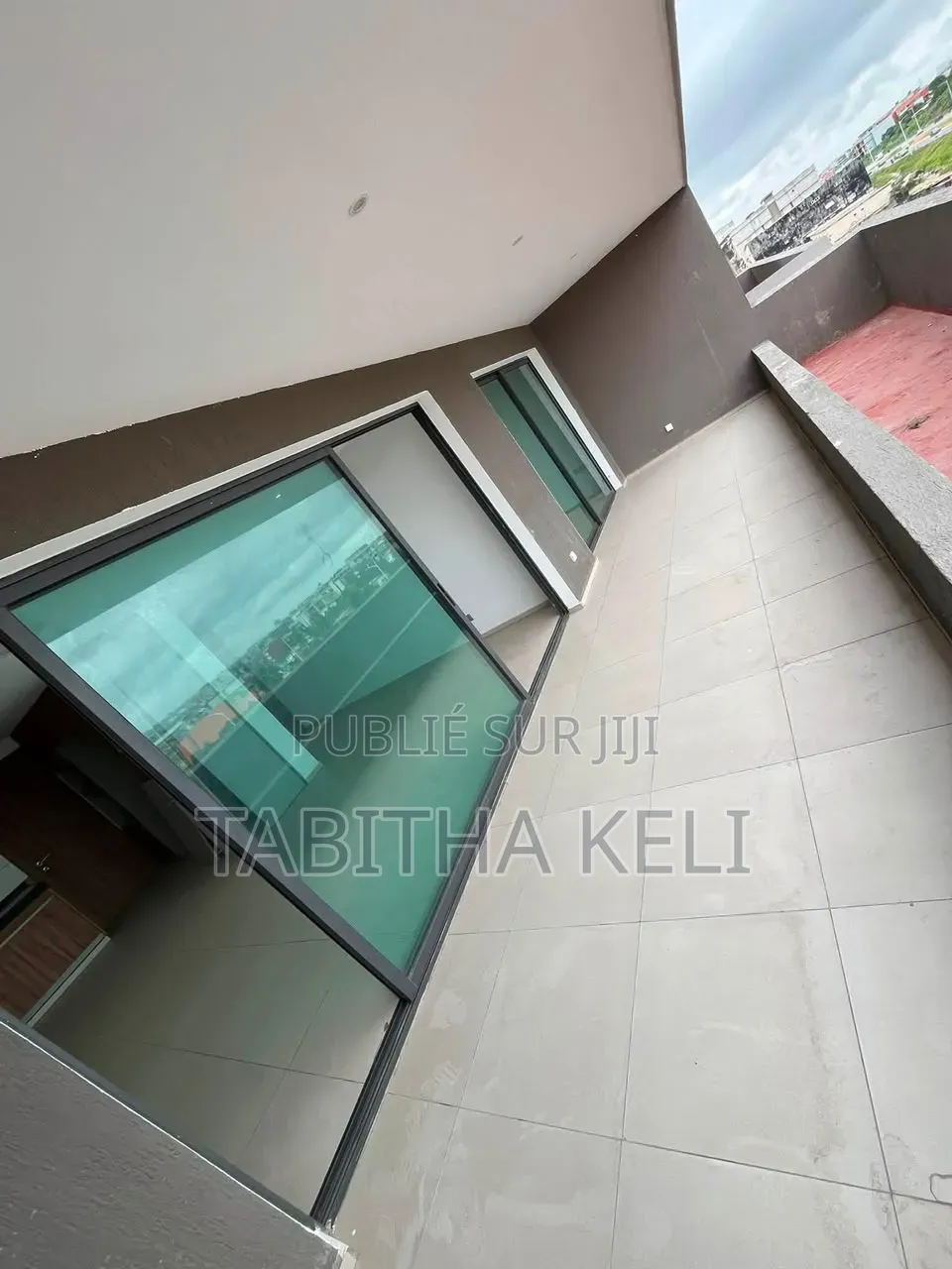 3chbre Appartement dans Cocody à Louer