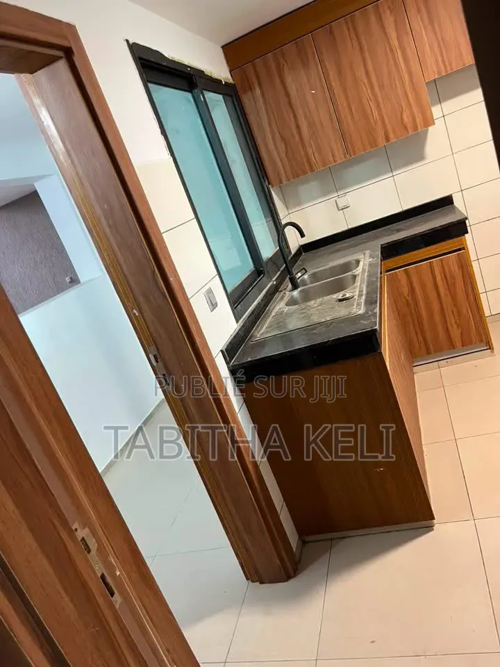 3chbre Appartement dans Cocody à Louer