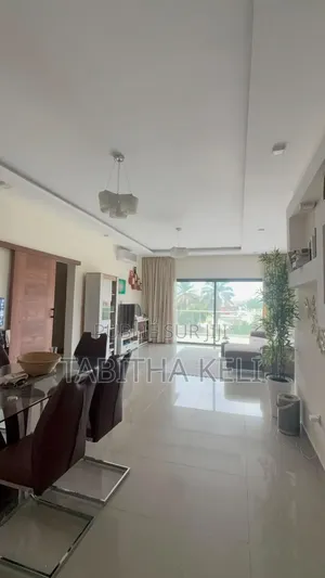Meublé 3chbre Appartement dans Cocody à Louer