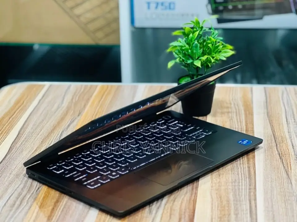 Nouveau Dell Latitude 7320 16GB Intel Core i7 SSD 512GB