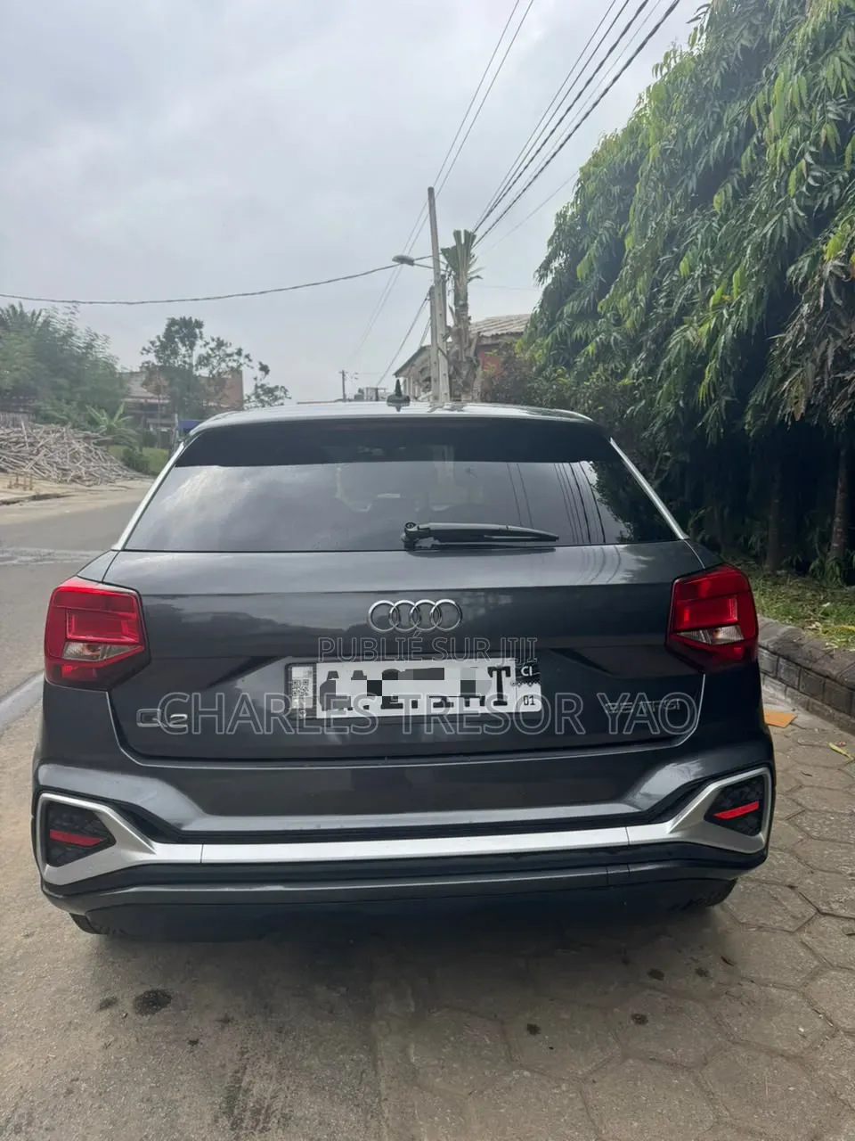 Audi Q2 2022 Gris