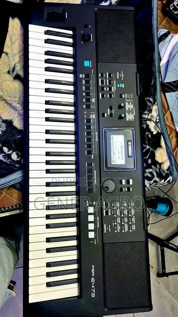 Piano Yamaha 473