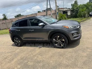 Hyundai Tucson SE 2021 Noir
