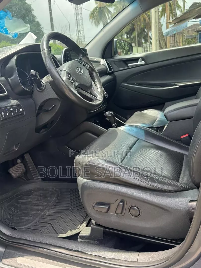 Hyundai Tucson SE 2021 Noir