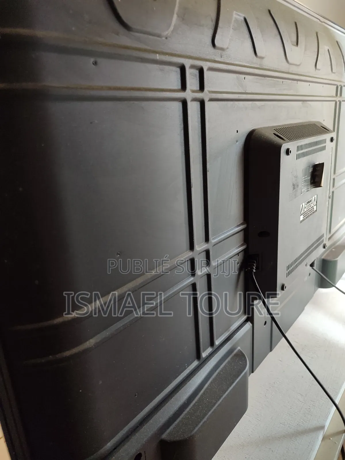 TV Ilux 43 Pouce Wifi Android
