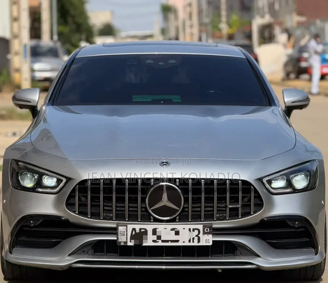 Mercedes-Benz AMG GT 2021 Blanc cassé